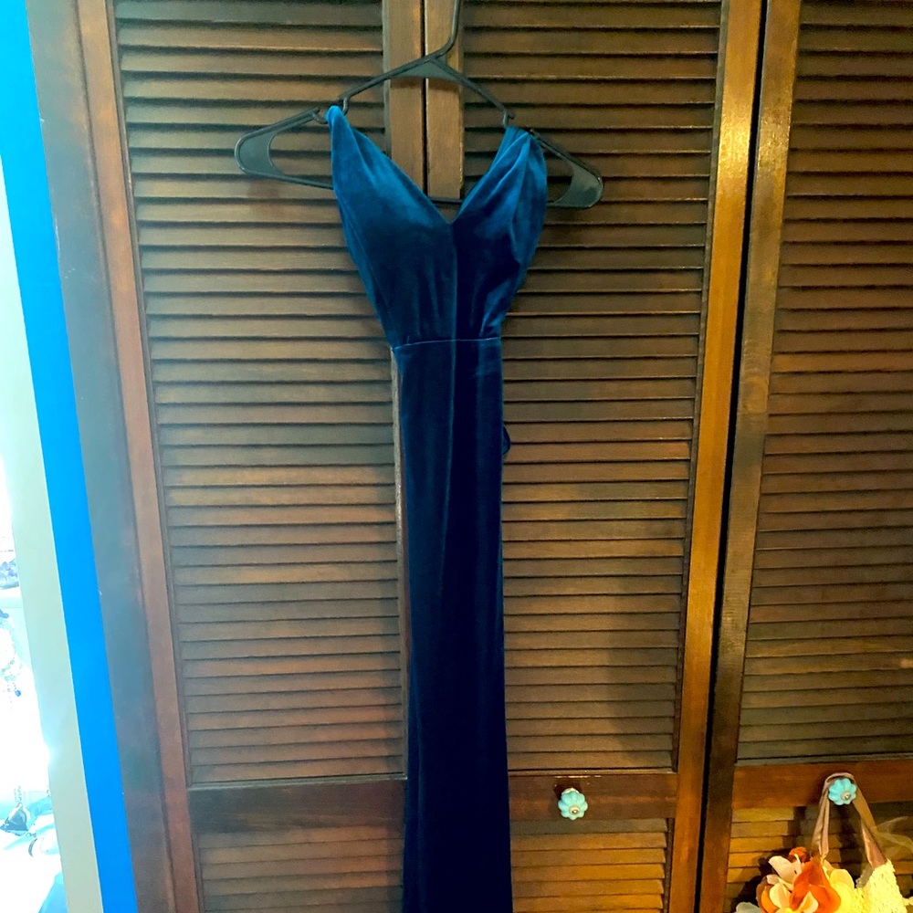 Deep blue velvet Windsor dress, size 2 . Very long